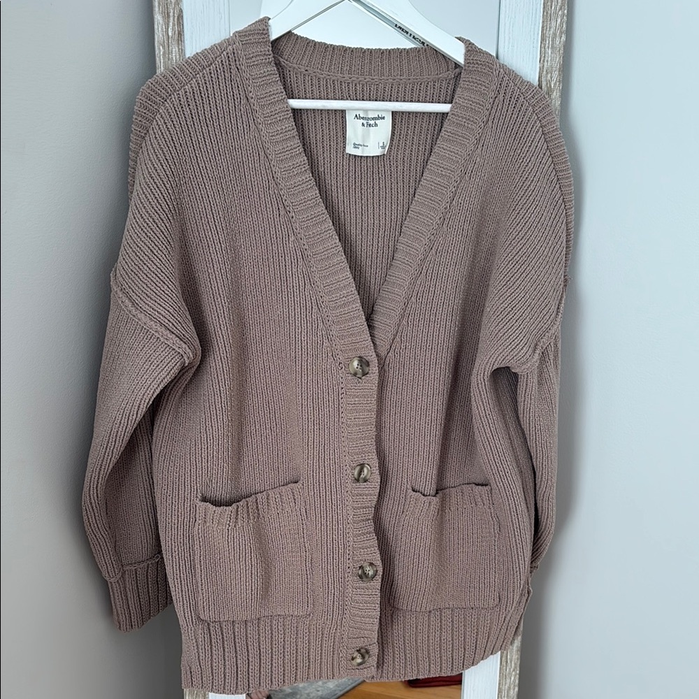 Abercrombie & Fitch Women's Taupe Chenille Cardigan Sweater